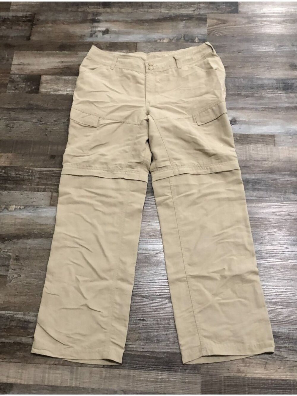 The North Face Womens Size 14 Beige Convertible Hiking Pants Zip off Into Shorts